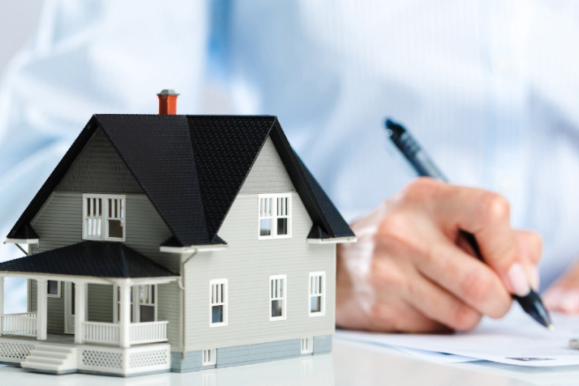 How Much Do Real Estate Agents Earn