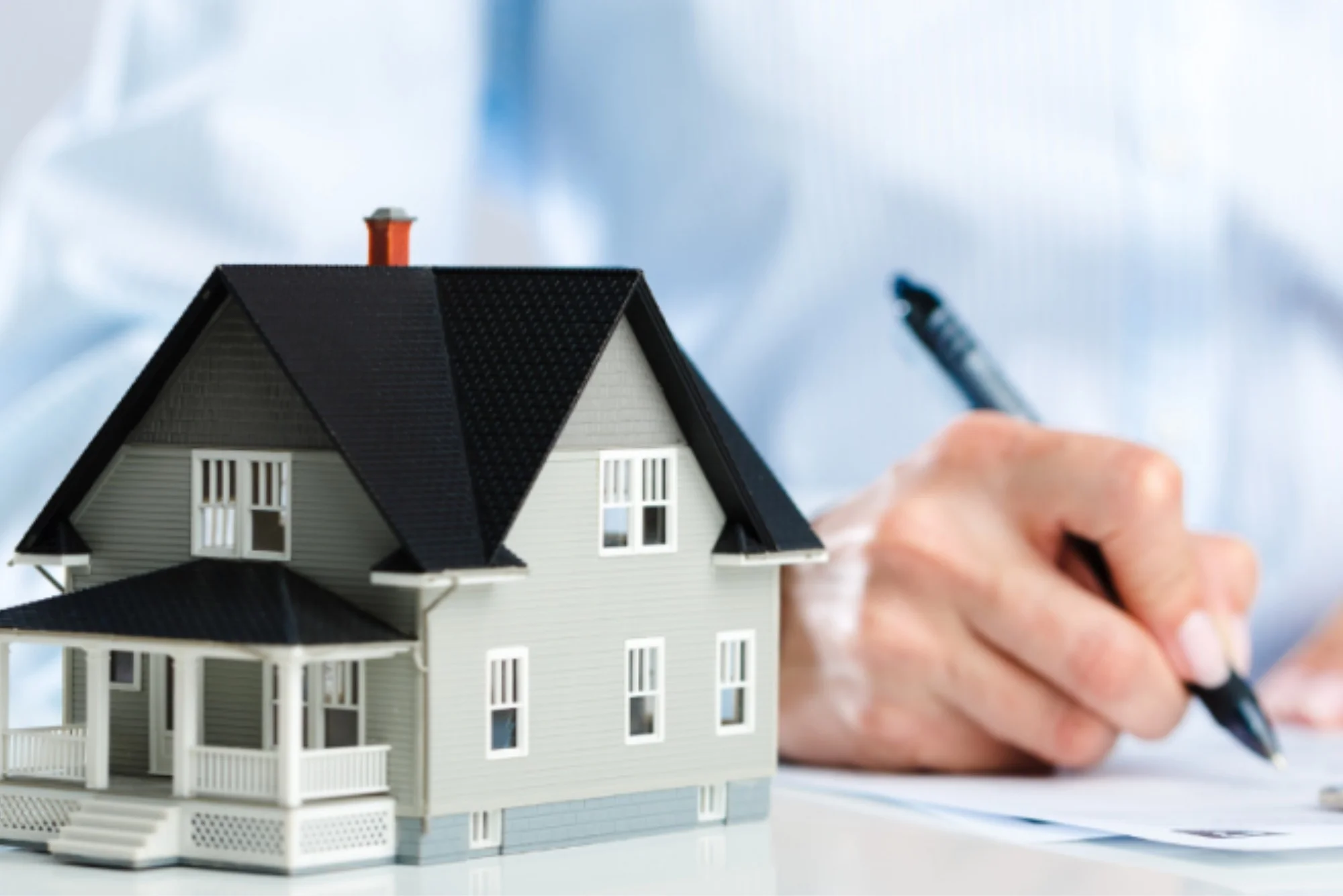 How Much Do Real Estate Agents Earn