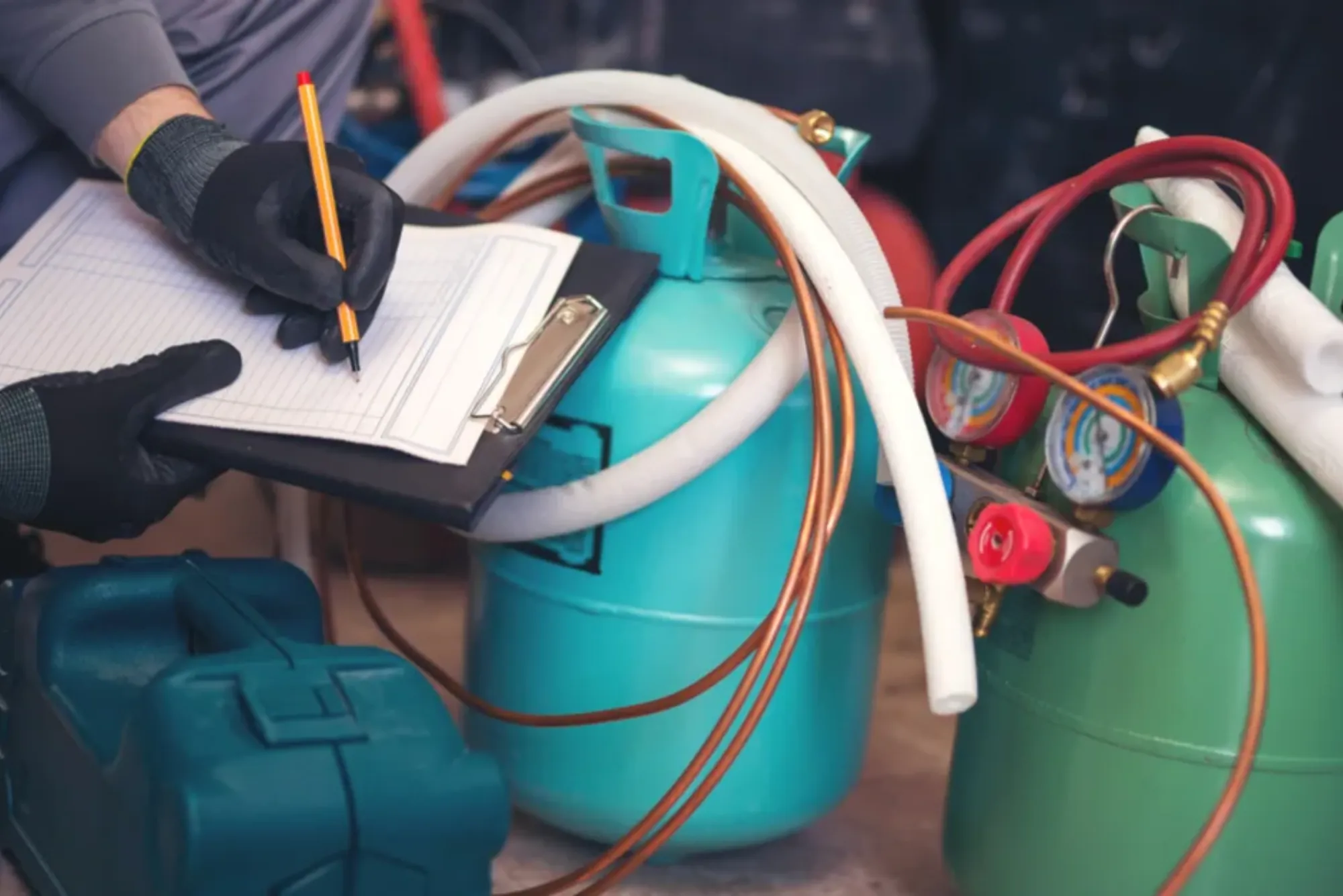 What Are the Signs of Low Refrigerant Levels in AC