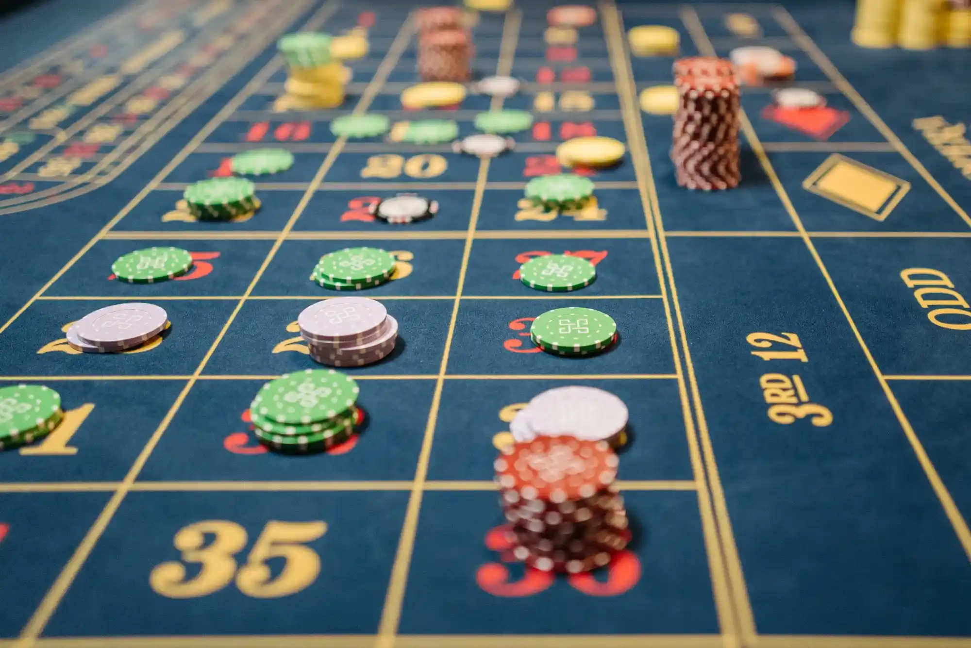 How Do You Bet Smart in Online Craps Games